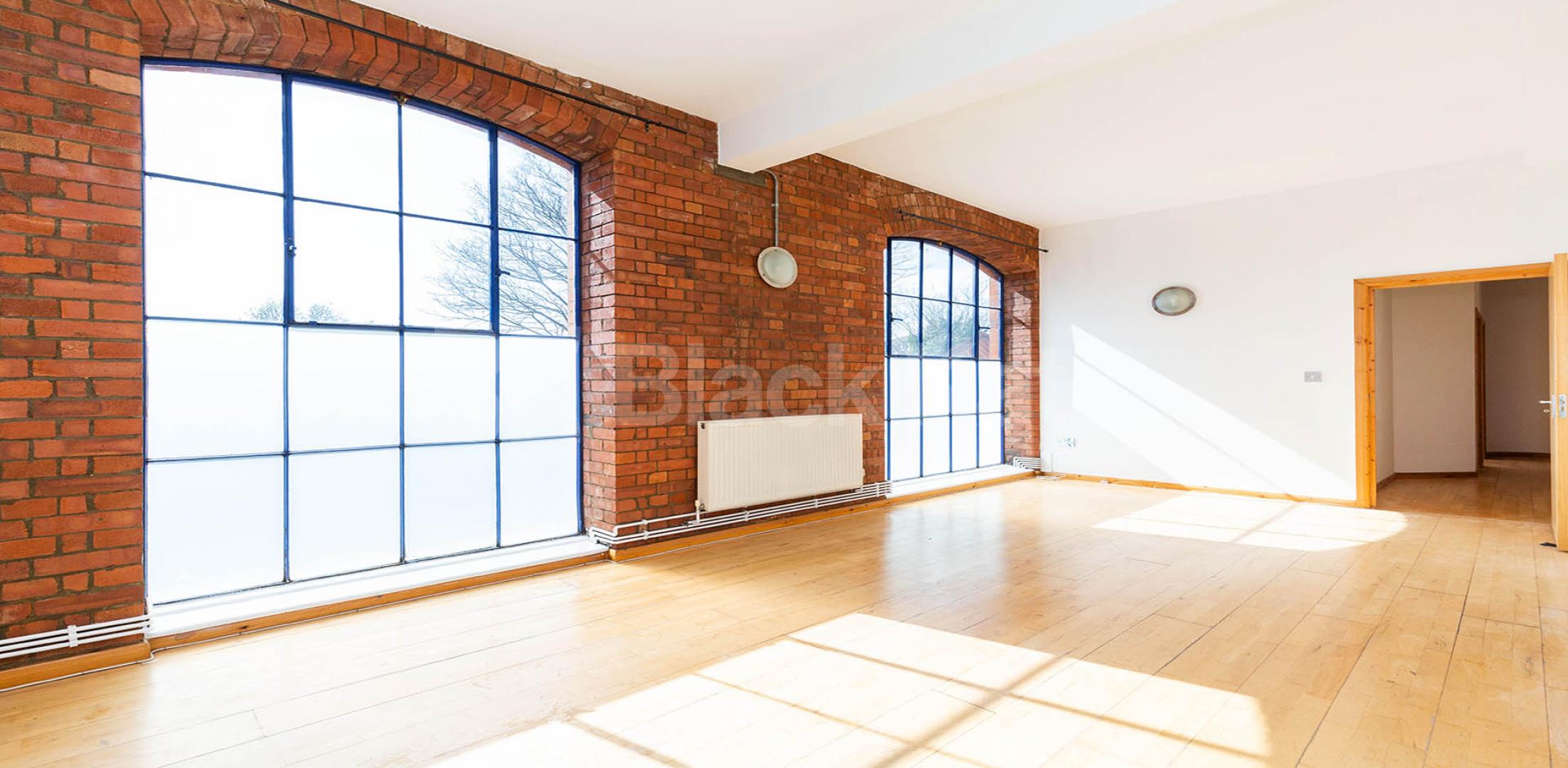 			NEW INSTRUCTION!, 2 Bedroom, 1 bath, 1 reception Apartment			 Dove Road, CANONBURY-ISLINGTON